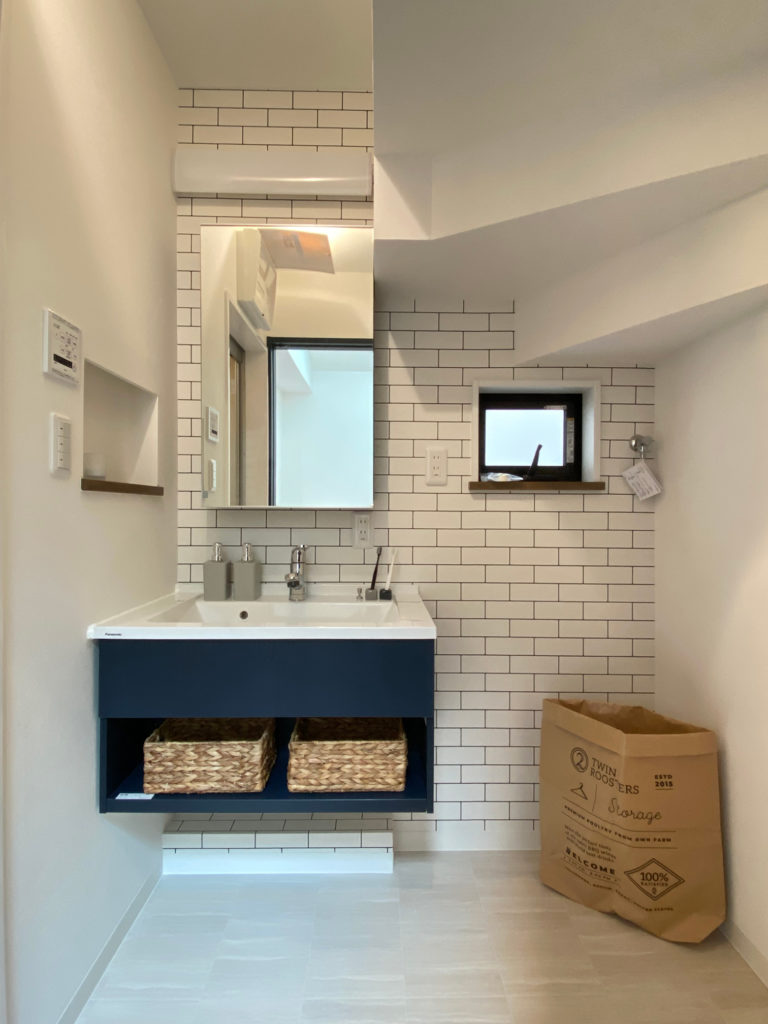 枚方市宮之下町の家：洗面所