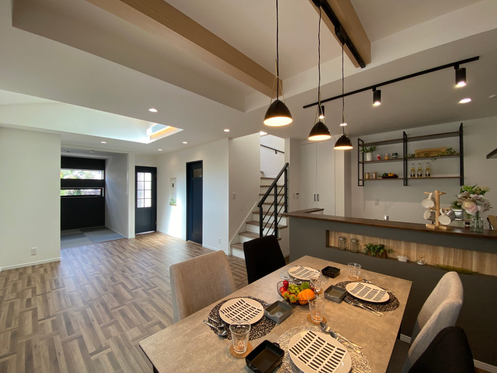 枚方市宮之下町の家：ダイニング